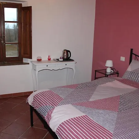 Alojamento de Acomodação e Pequeno-almoço Il Casale Di Sandra 4*