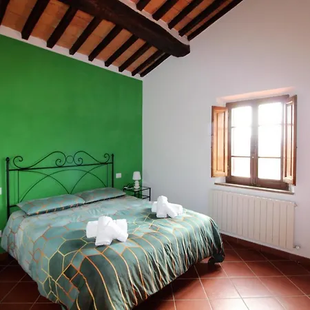 Il Casale Di Sandra Bed and Breakfast Κιούζι