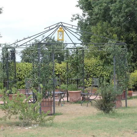 Bed and Breakfast Il Casale Di Sandra *