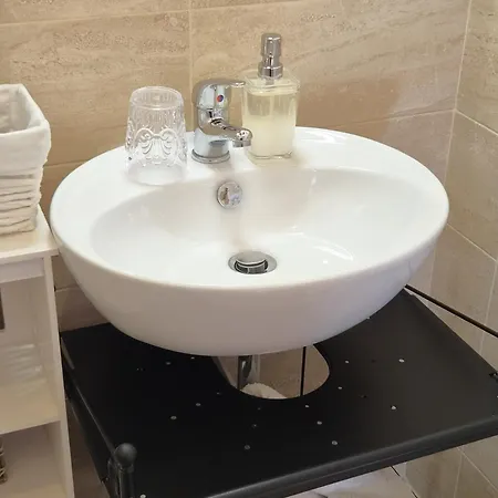 Il Casale Di Sandra Panzió 4*