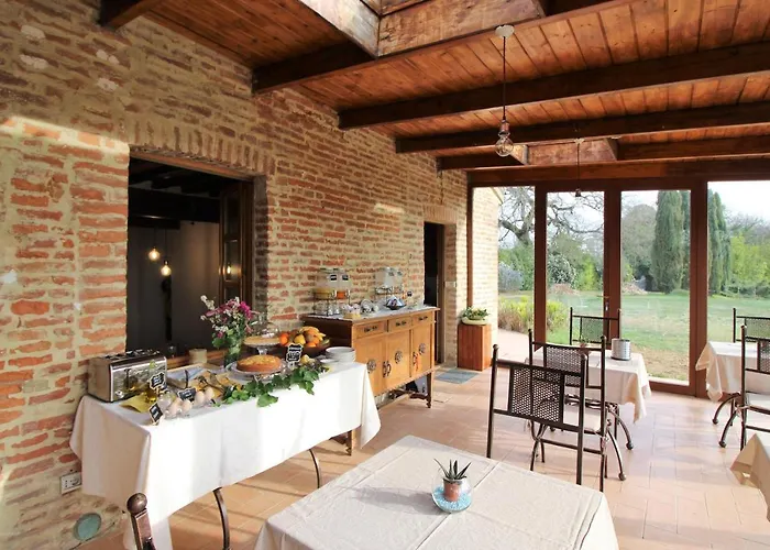 Il Casale Di Sandra B&B 키우시